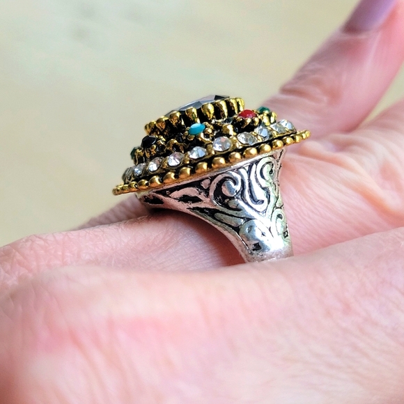 NWT Jeweled Ring - Picture 4 of 7